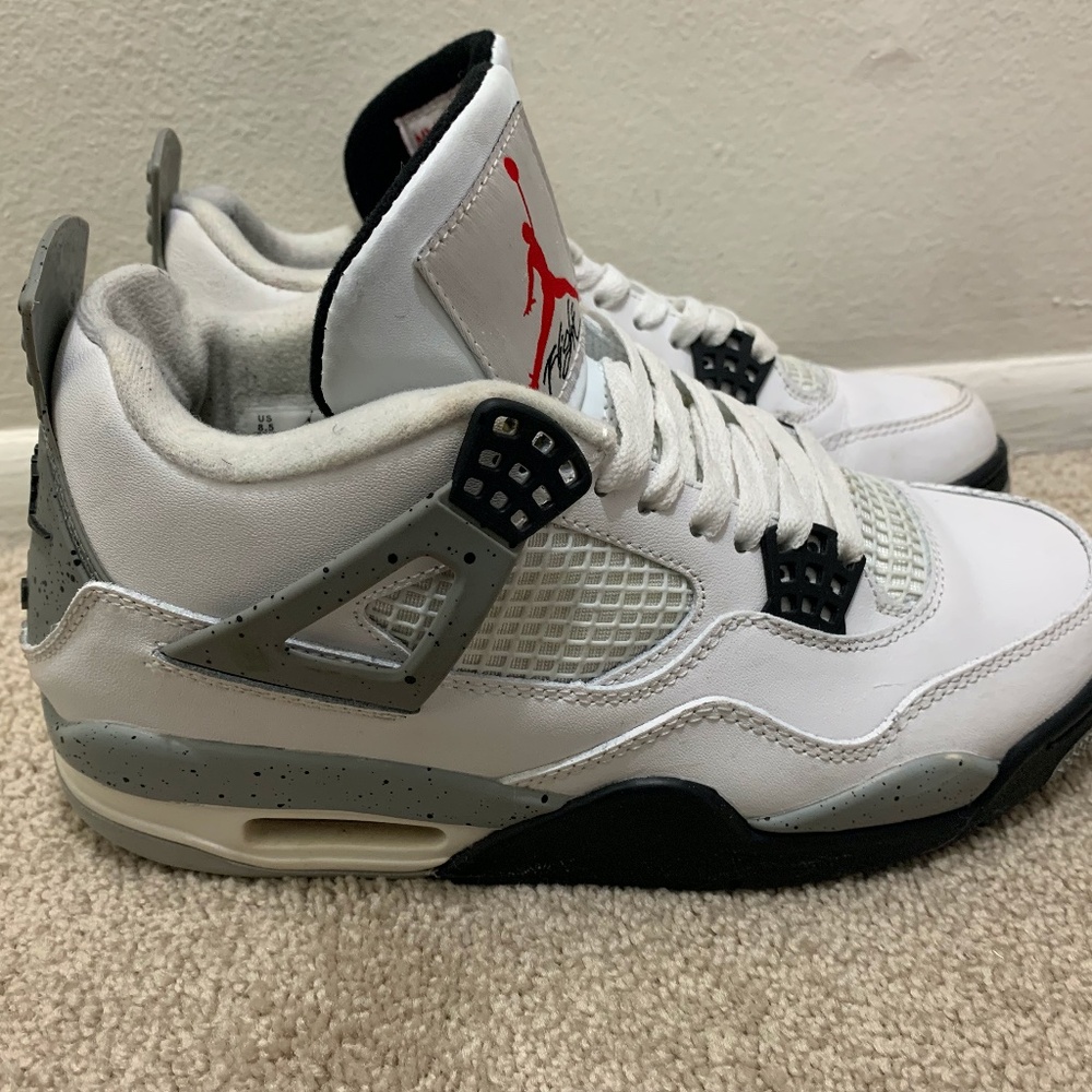 Jordan Retro 4 OG Cements Size 8.5 Style #840606-192
